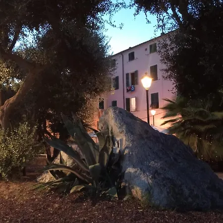 Casa Romeo 350m Dal Mare דירה