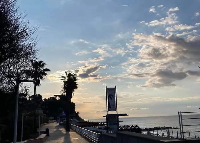 Lejlighed Casa Romeo 350m Dal Mare Albisola Superiore